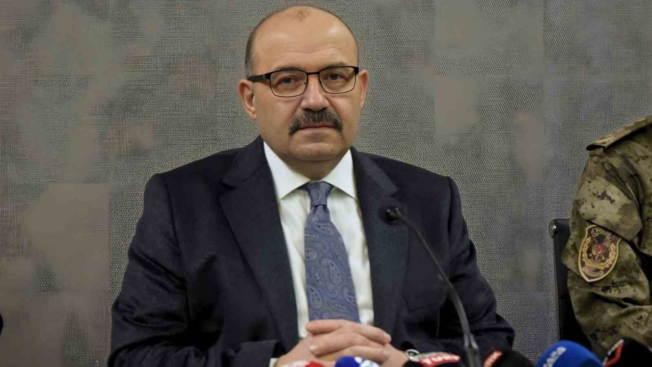 Vali Ustaoğlu’ndan 1 Ekim Dünya Yaşlılar Günü Mesajı