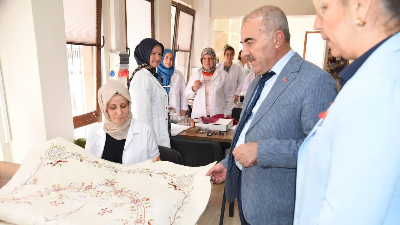 Balıkesir’in Geleneksel Sanatları Geleceğe Taşınıyor
