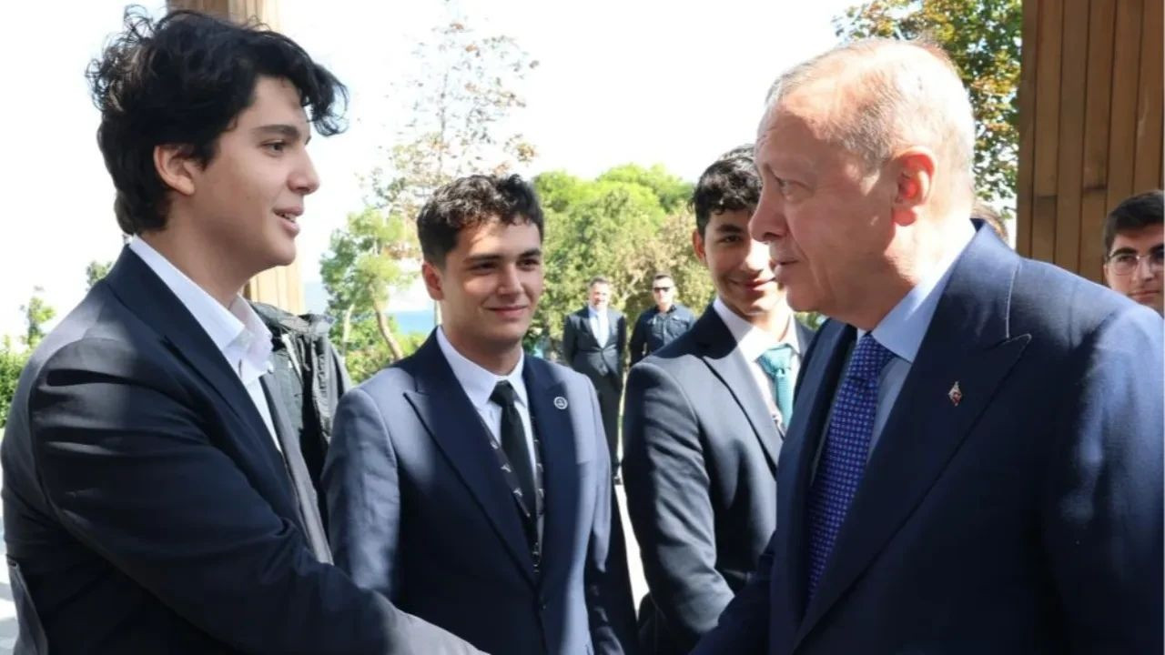 Ömer Tayyip Erdoğan Kimdir, Kaç Yaşında?
