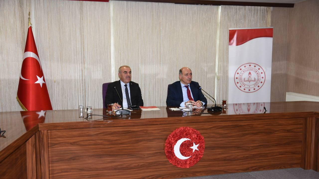 Balıkesir’de Hayat Boyu Öğrenme Masada