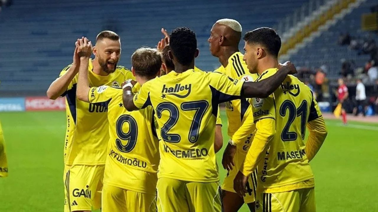Fenerbahçe’de Kadro Dışı Kararı!