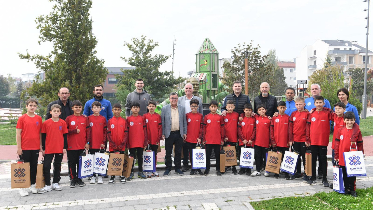 Altıeylül’ün Genç Sporcuları Kahvaltıda Buluştu