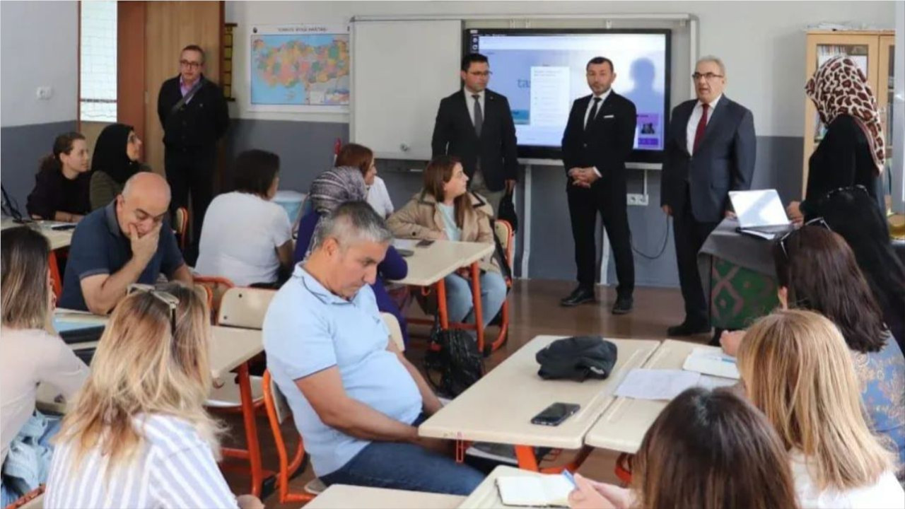 Harezmi Eğitim Modeli Öğretmen Kursu Edremit’te Başladı