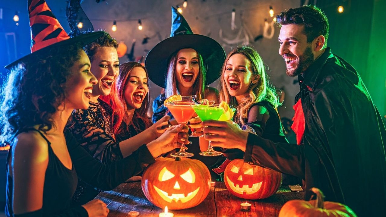 Halloween Nedir? Balıkesir'de Nasıl Kutlanır?