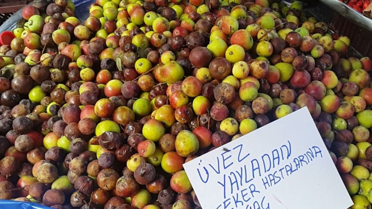 İki Yılda Bir Yetişiyor, Balıkesir'de Çürüyünce Tüketiliyor
