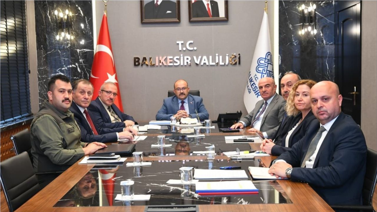 Balıkesir'de Sokak Hayvanları İçin Kritik Toplantı!
