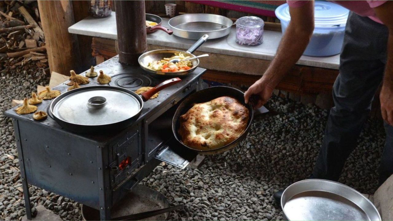Sobada Ne Pişer? Balıkesir’in Sobalı Lezzetleri