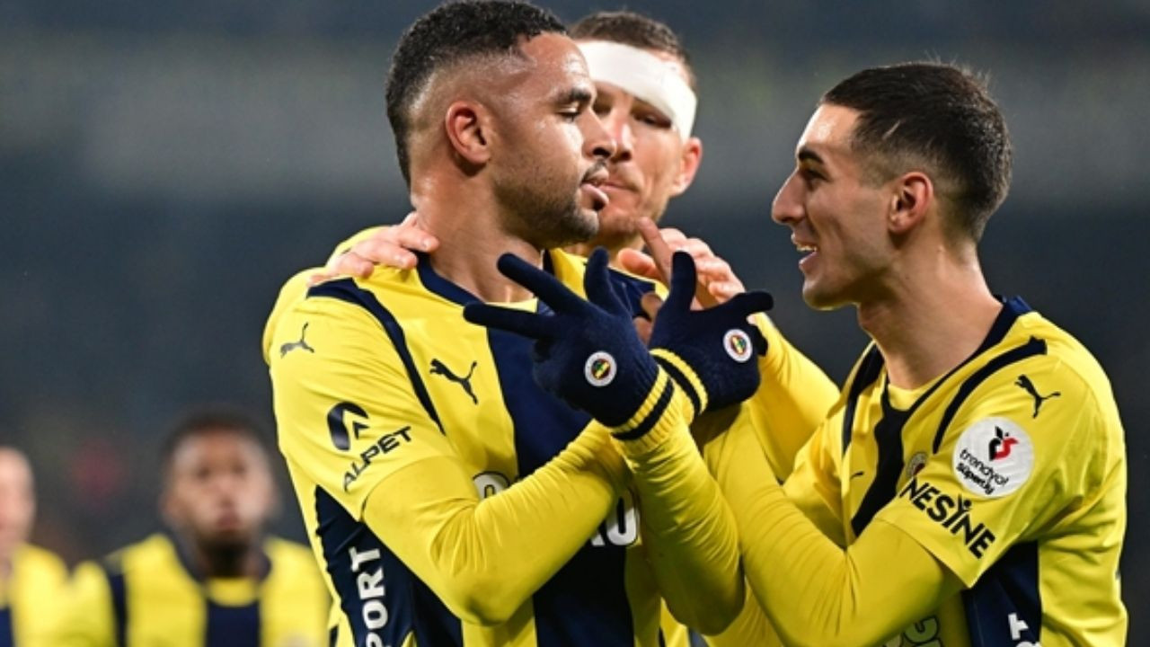 Fenerbahçe Kadrosunda Yaprak Dökümü