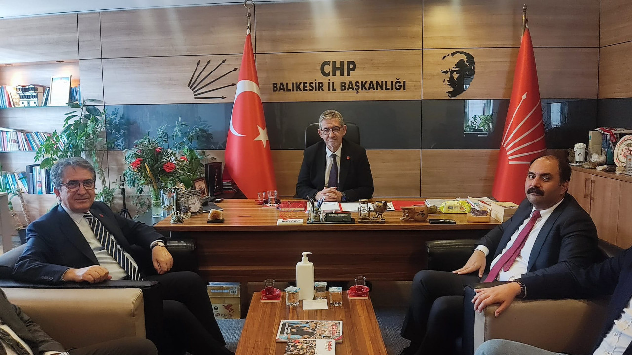 CHP’li Karatepe’den Balıkesir İl Başkanlığı’na Ziyaret