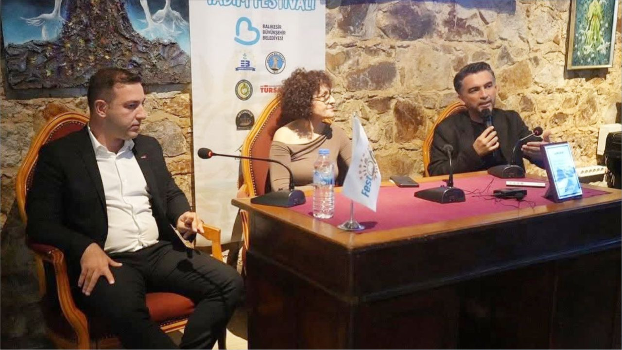 Edremit’te Turizmin Geleceği Paneli Düzenlendi