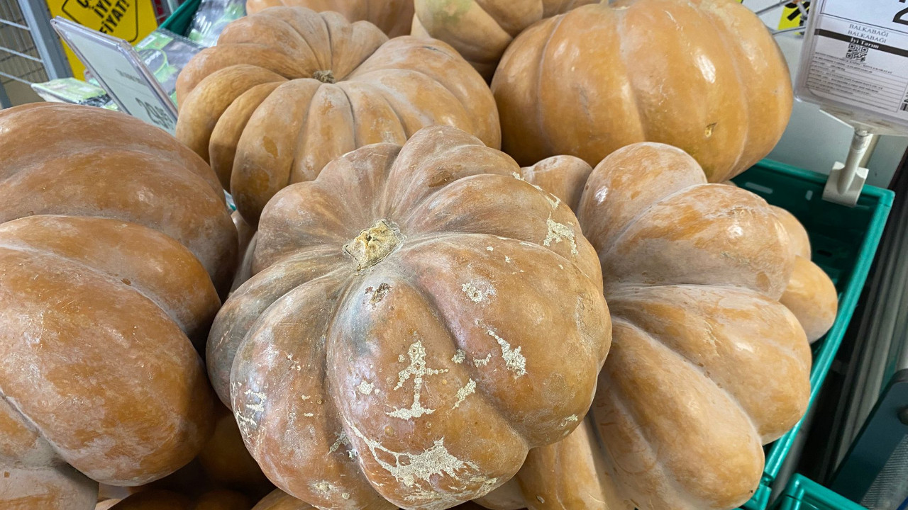 Balıkesir’de Balkabağı Satışları Arttı: Kabak Tatlısı Sezonu Açıldı