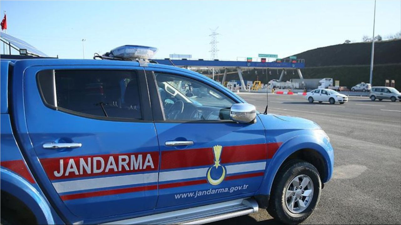 ASAL Yakalama Kaydı Bulunan 11 Kişi Balıkesir'de Yakalandı