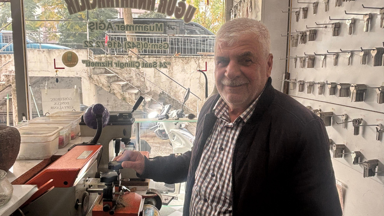 30 Yıllık Çilingir: Anahtar Artık Makinelerle Yapılıyor