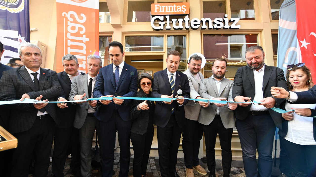 “Hizmet Var, Gluten Yok!” Fırntaş Balıkesir’de Glutensiz Kafe Marketini Açtı