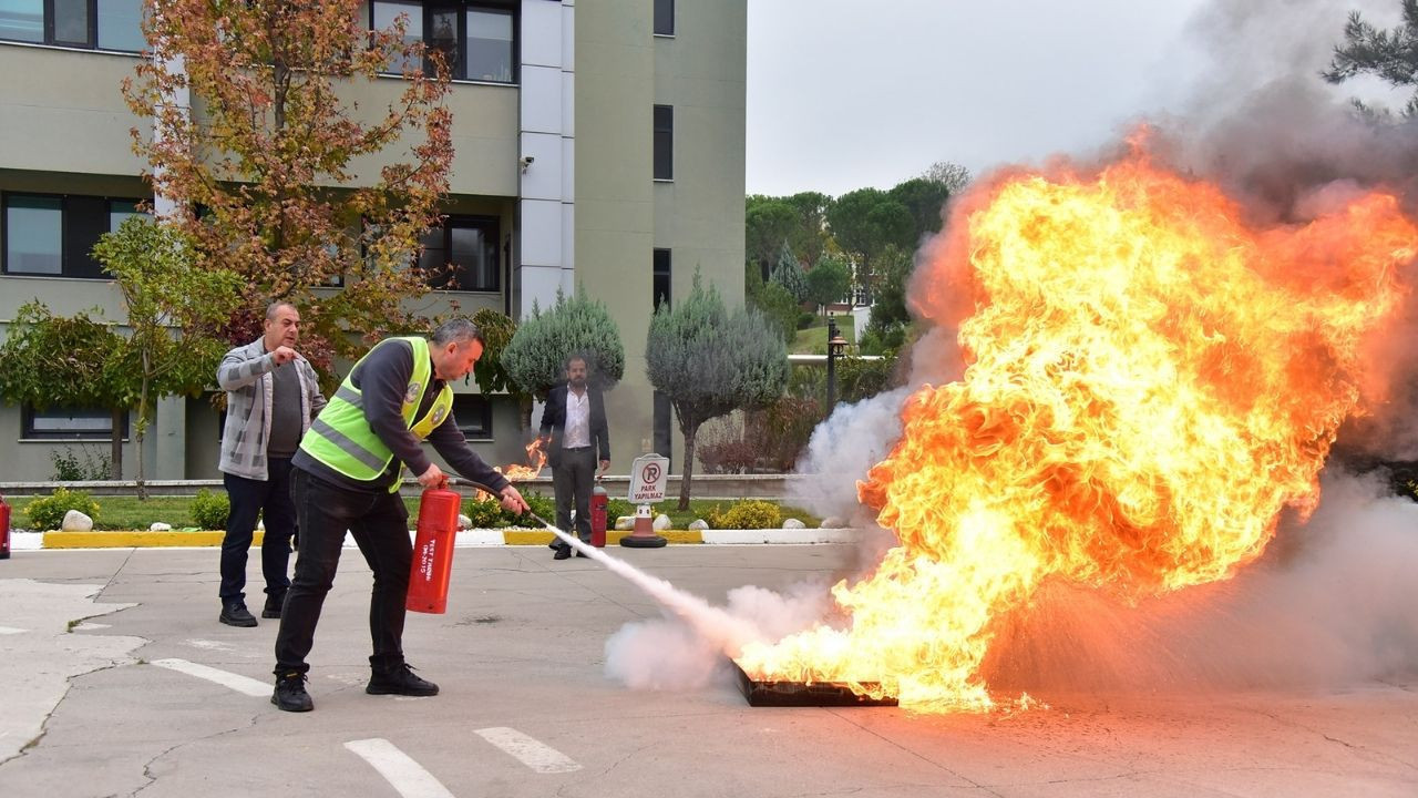 BAÜN’de Acil Durum Tatbikatı Gerçeğini Aratmadı