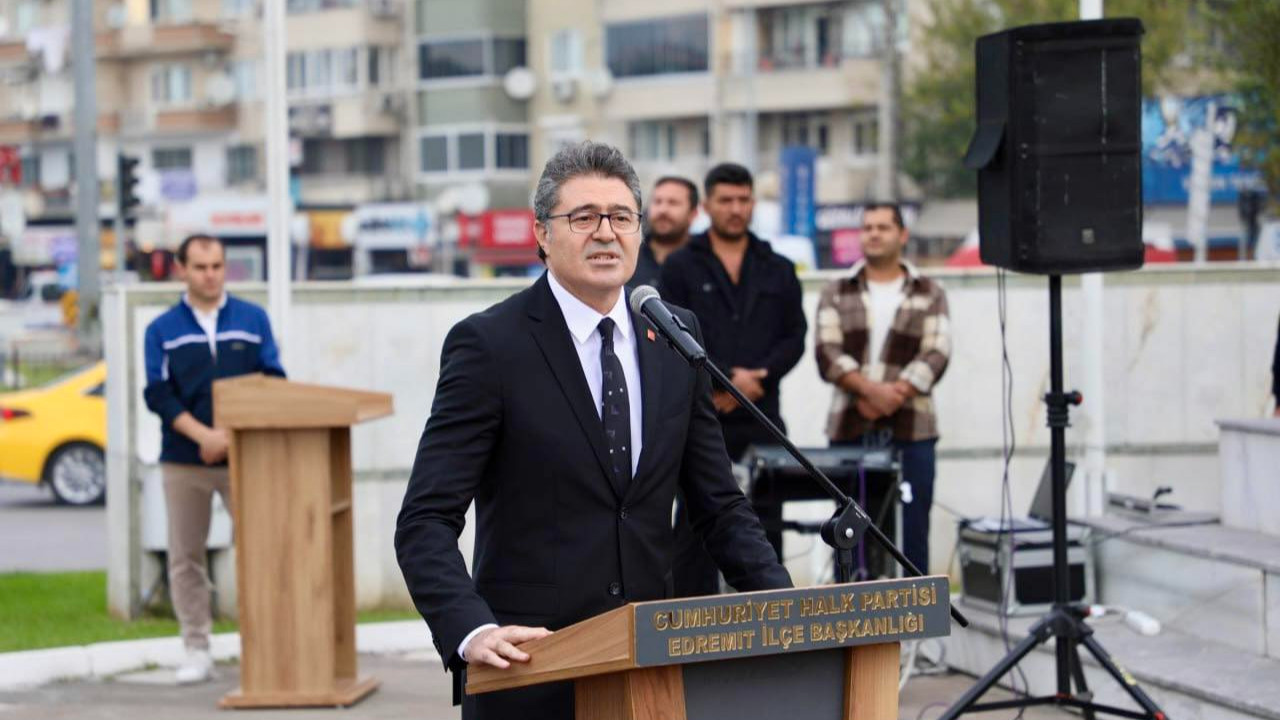 CHP Milletvekili Ensar Aytekin, Atatürk’ü Edremit’te Andı