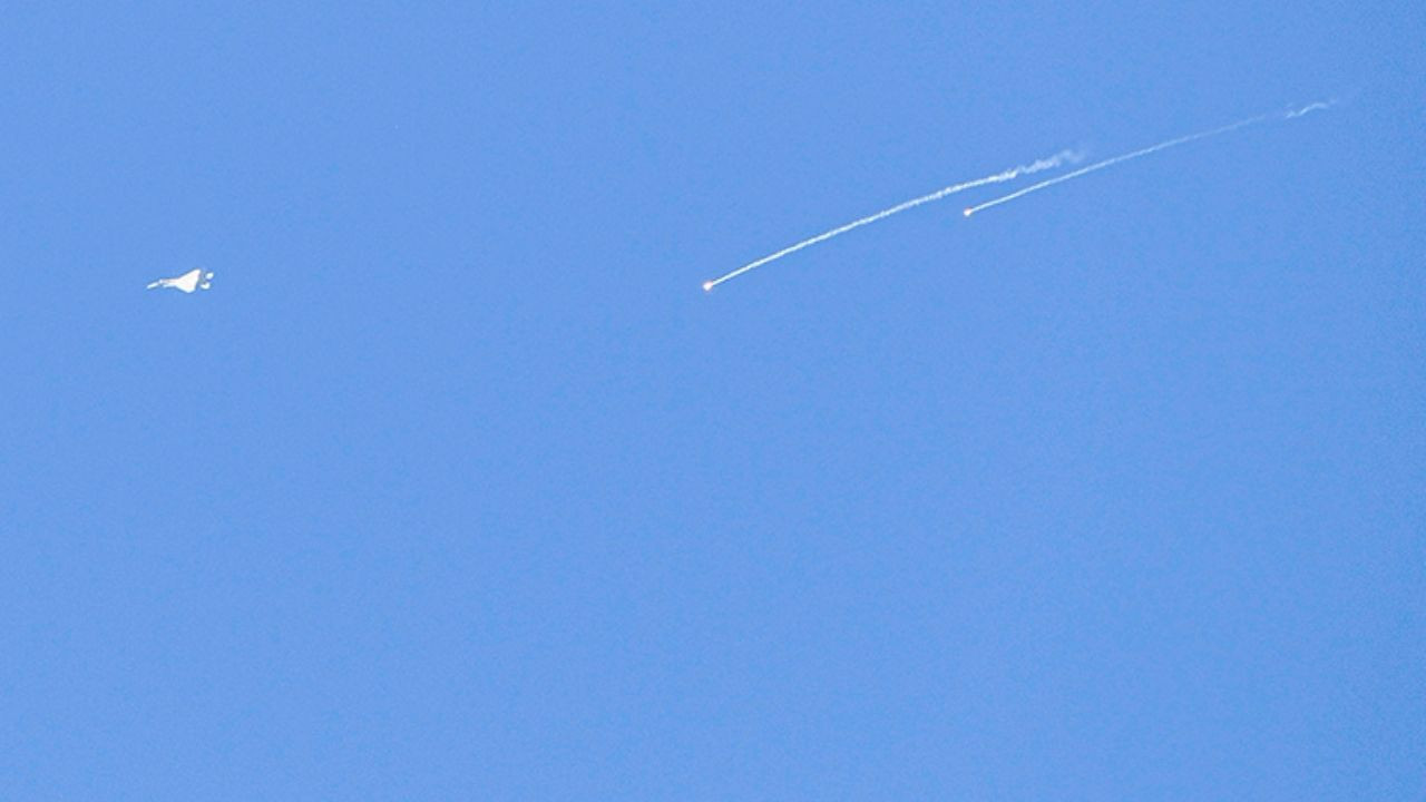 Sonic Patlama Nedir? Sonic Patlama Neden Olur, Kaç Desibel?