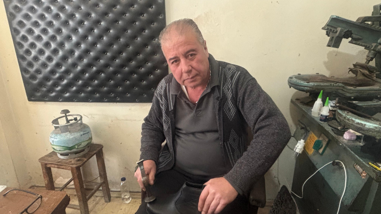 Bir Ömür Deri Kokusu: 89’dan Bu Yana Şeref Kundura’nın Hikayesi