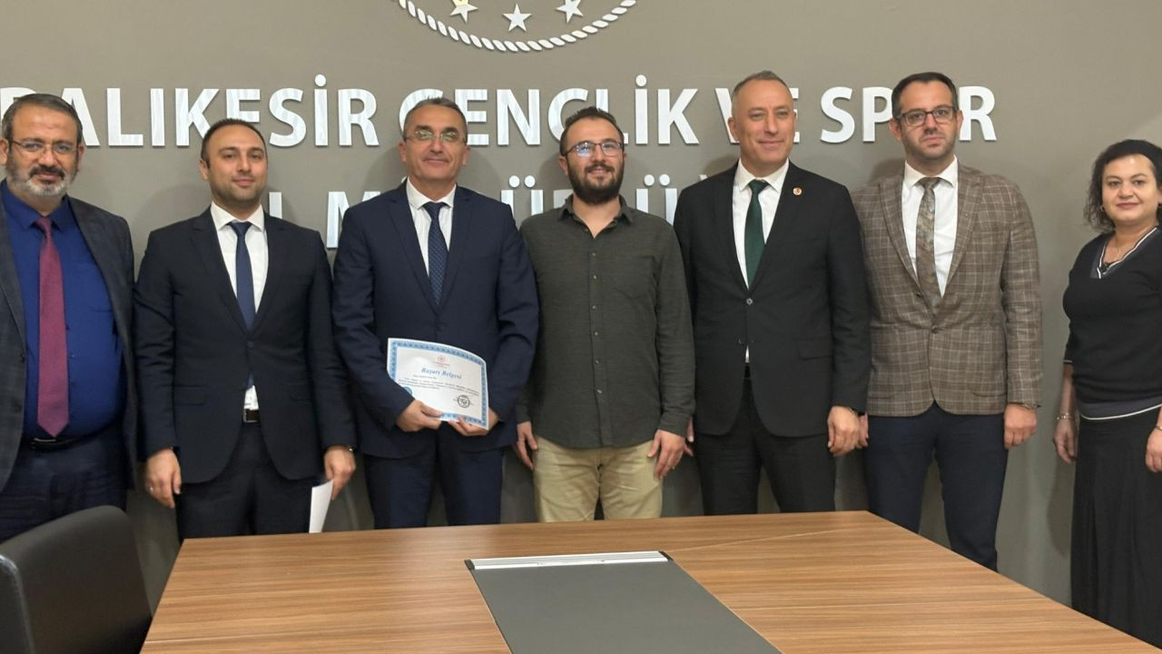 Balıkesir’de Bir İlk: Sigarayı Bırakan Personele Anlamlı Sürpriz!