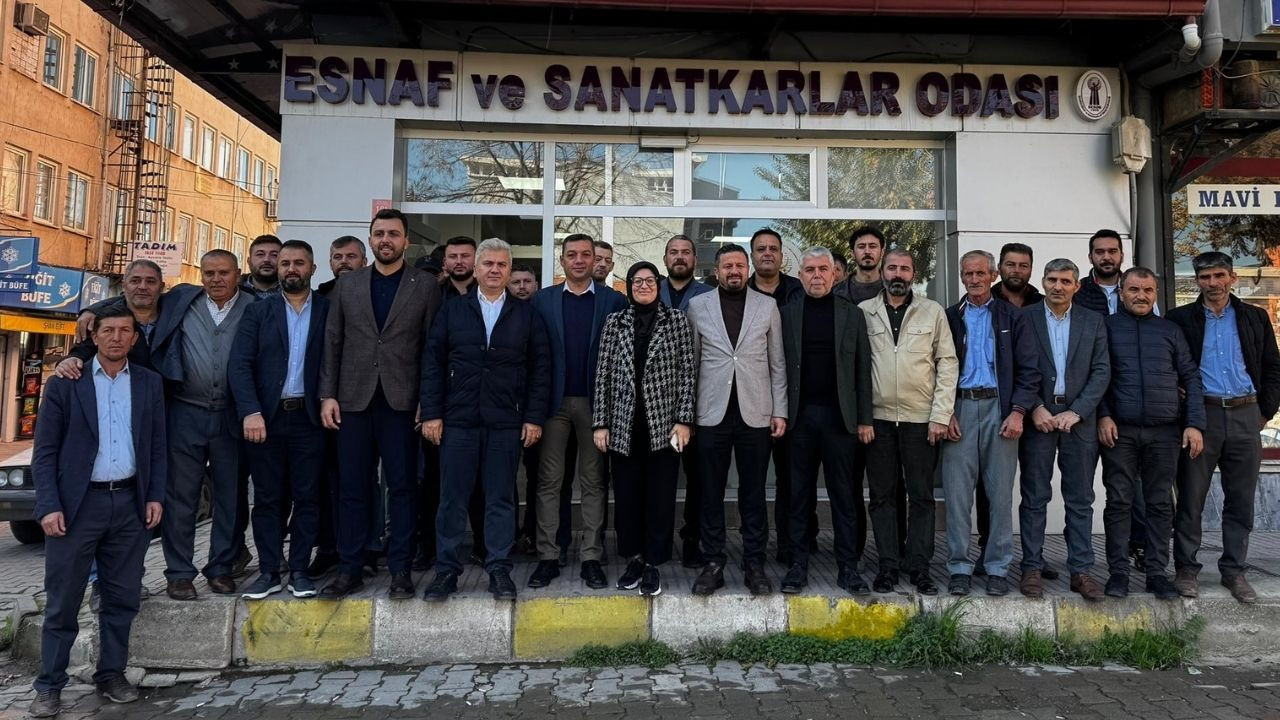 Belgin Uygur Sındırgı Esnafını Ziyaret Etti