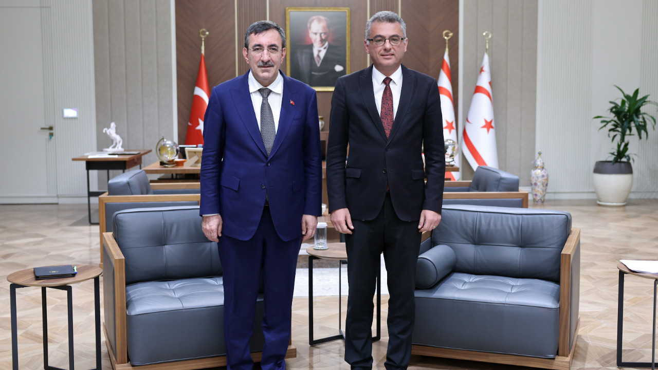 KKTC Cumhurbaşkanı Erhürman, Cumhurbaşkanı Yardımcısı Yılmaz ile görüştü