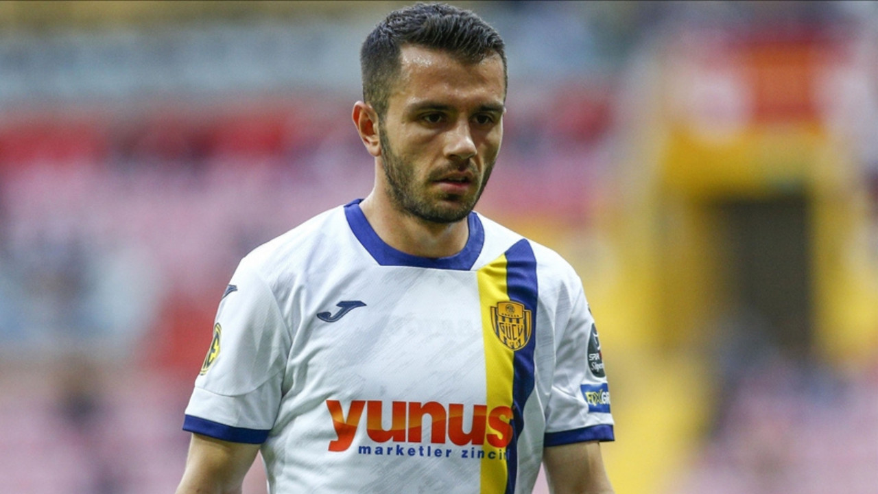 Emre  Kılınç Gündemde: Milli Kadro Tepkisi ve Sahadan Ayrılma Olayı