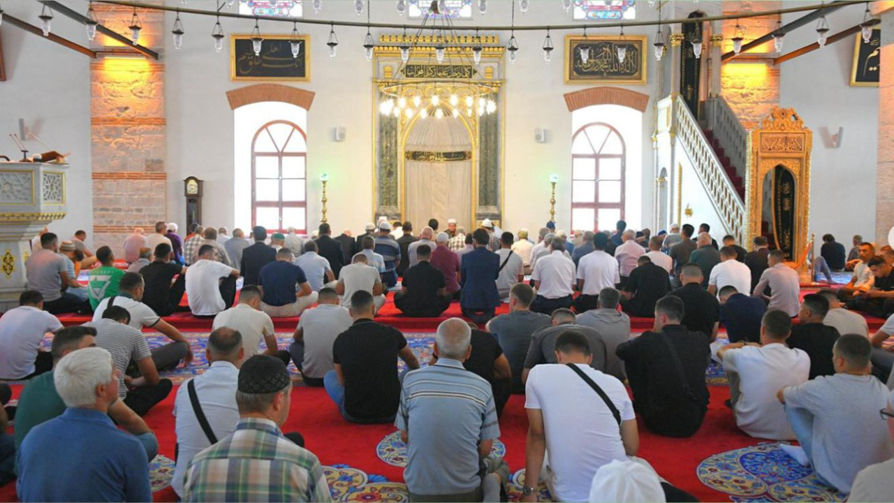 Cuma Hutbesinin Konusu: Merhamet Eğitimi