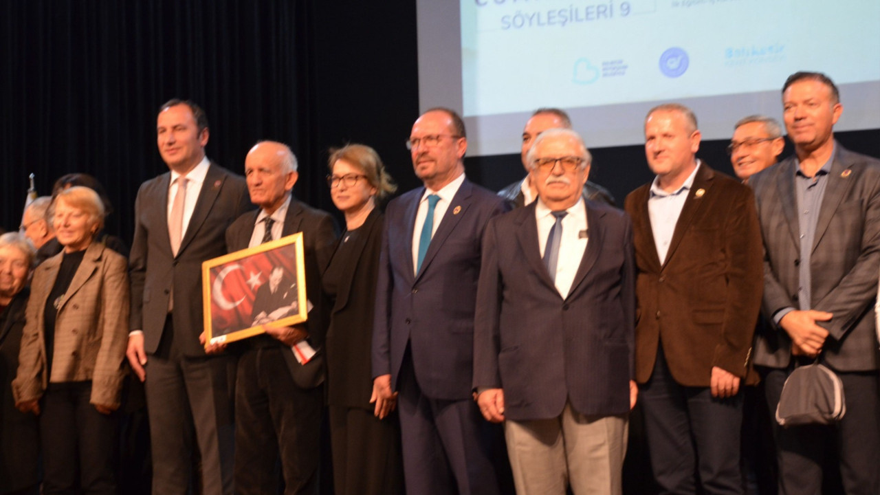 Balıkesir’de Öğretmenlerin Çığlığı: “Cumhuriyet Öğretmenini Koruyun!”