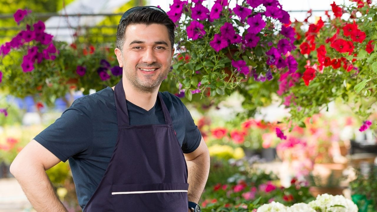 Balıkesir’de Öğretmenler Günü Çiçekleri Hazır