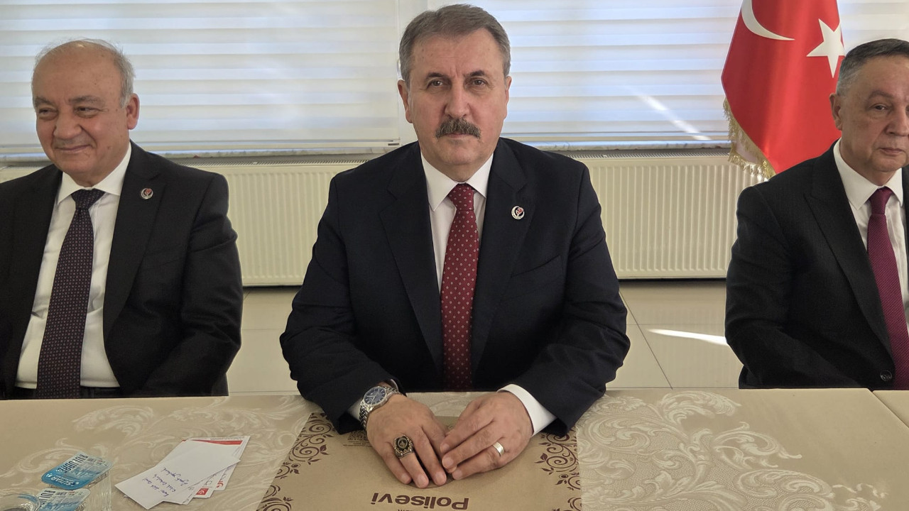 Mustafa Destici' den Deprem ve Öğretmenler Günü Açıklaması