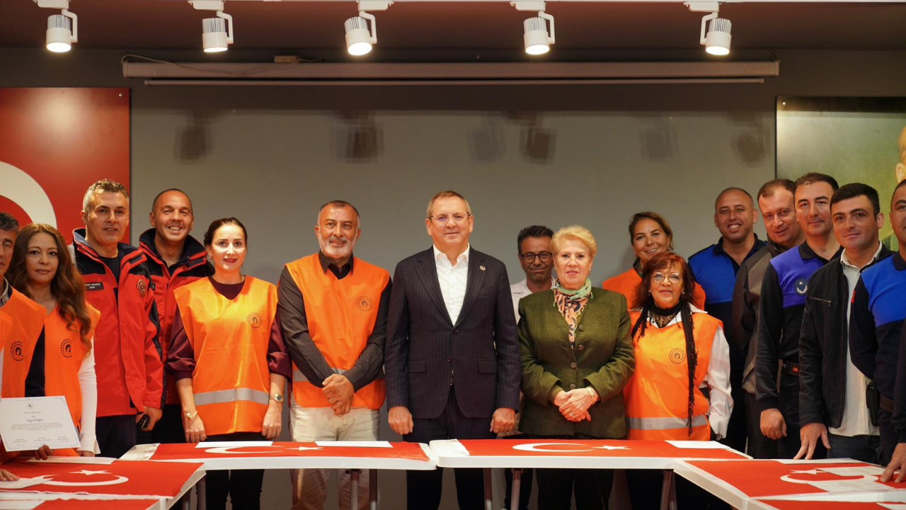 Başkan Mesut Ergin: “Afetlere hazırlıklı bir Ayvalık için eğitimlerimizi sürdürüyoruz”