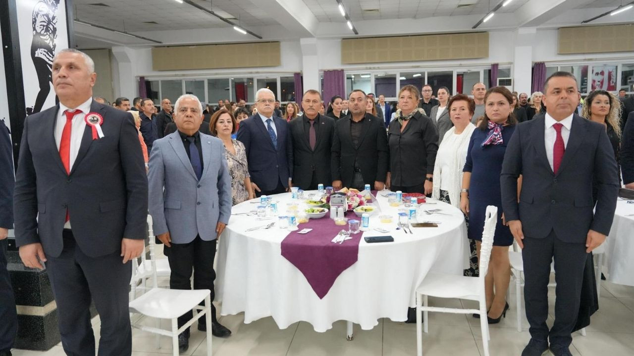 Burhaniye’de Öğretmenler Günü Yemeği