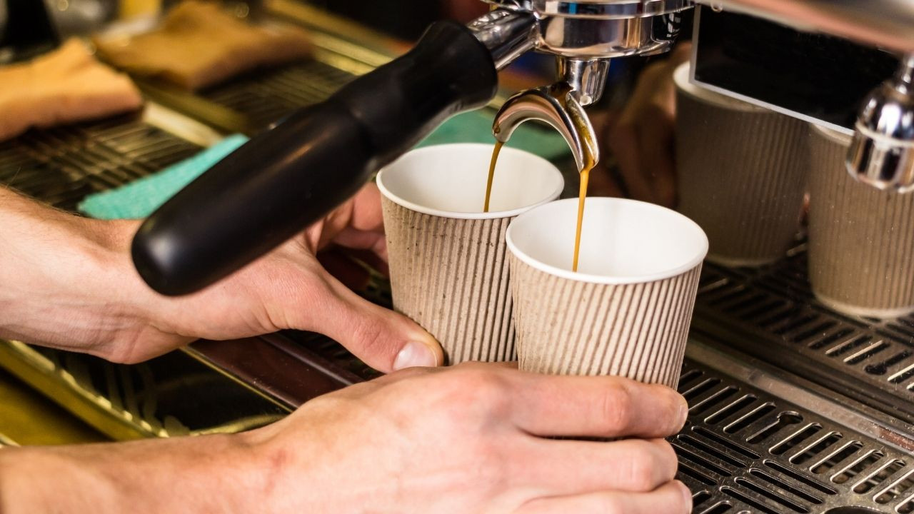 Balıkesir’de Sabah 08.00’de Açık Kafeler