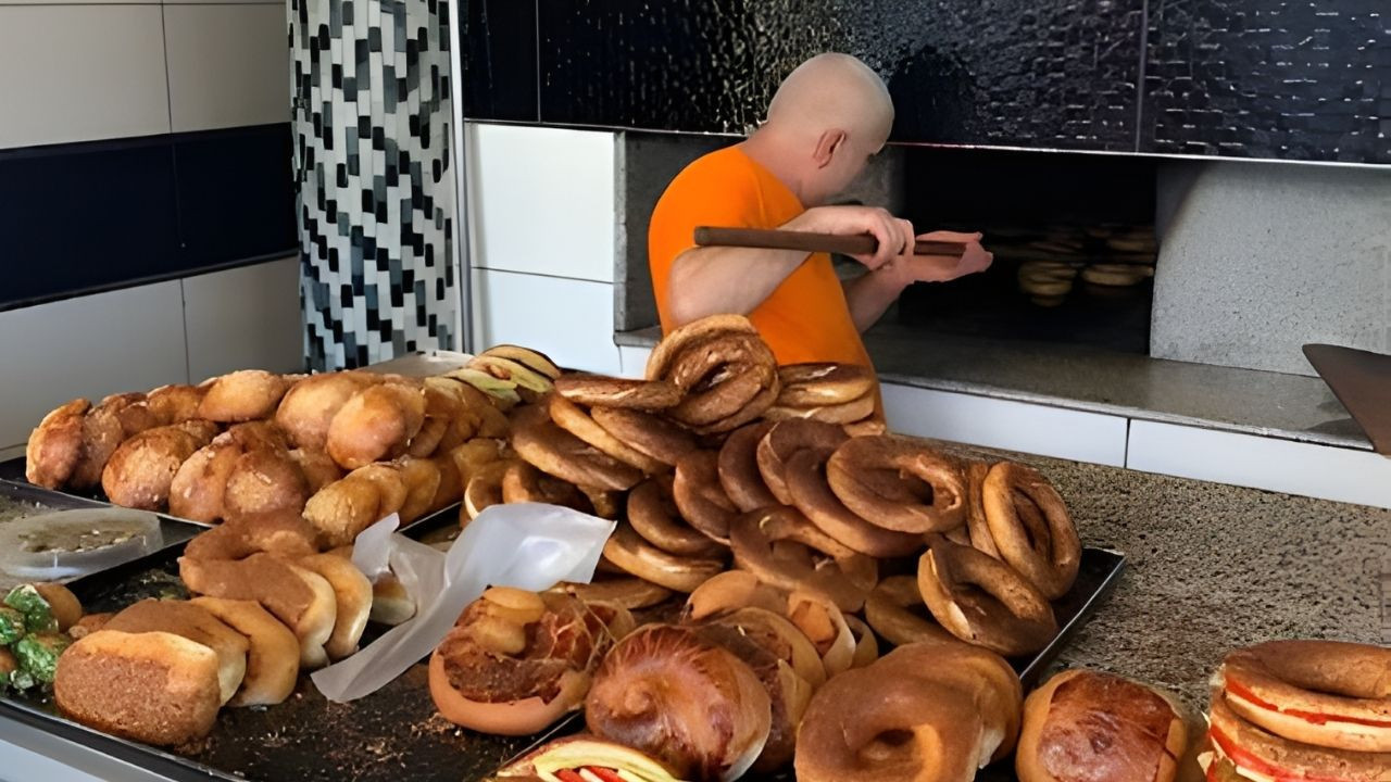 Balıkesir’de Sabahın İlk Simidi Tezgahta