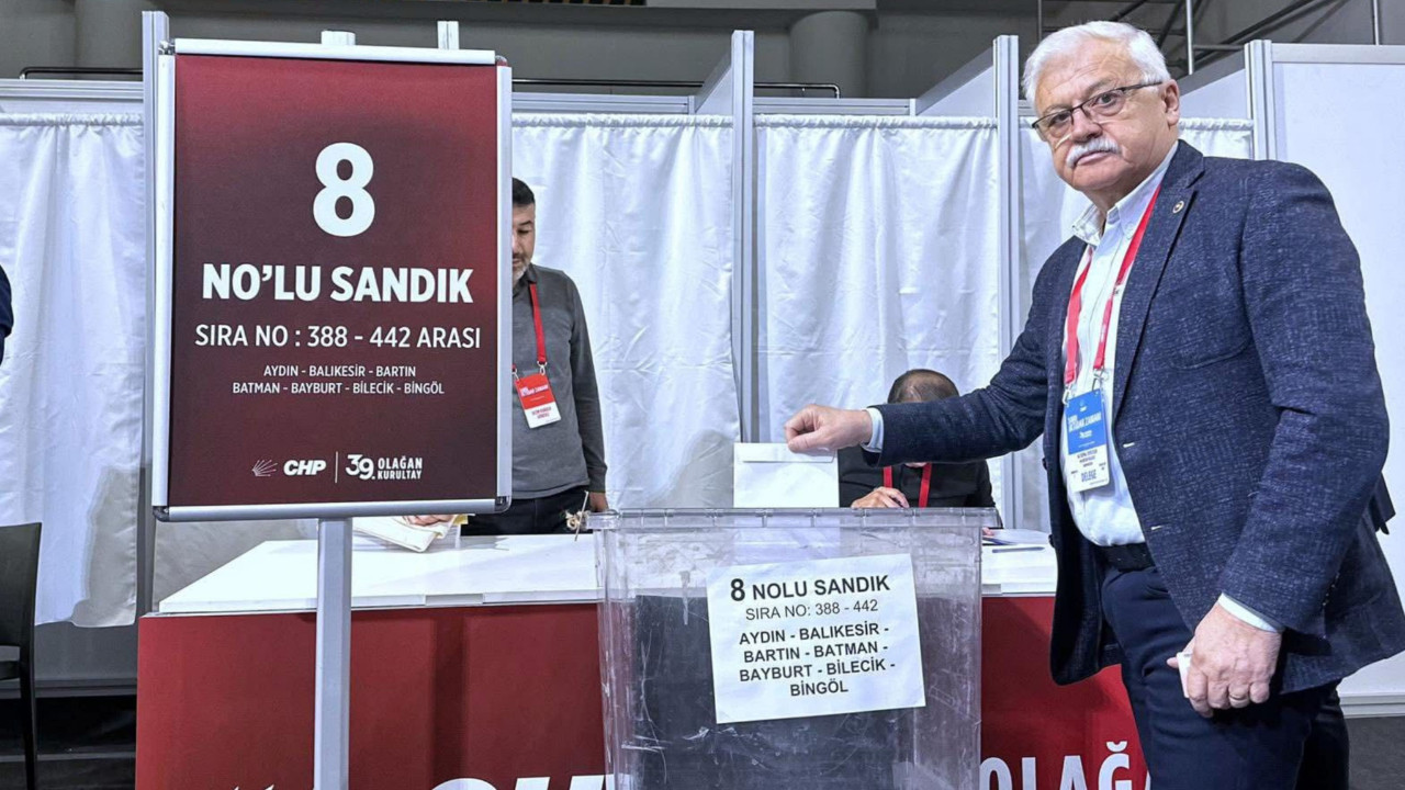 Başkan Deveciler CHP Kurultayı’nda Oyunu Kullandı