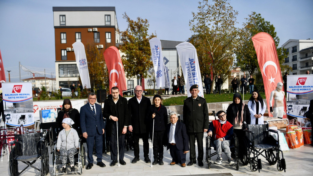 Altıeylül'de Engeller Dayanışmayla Aşılıyor