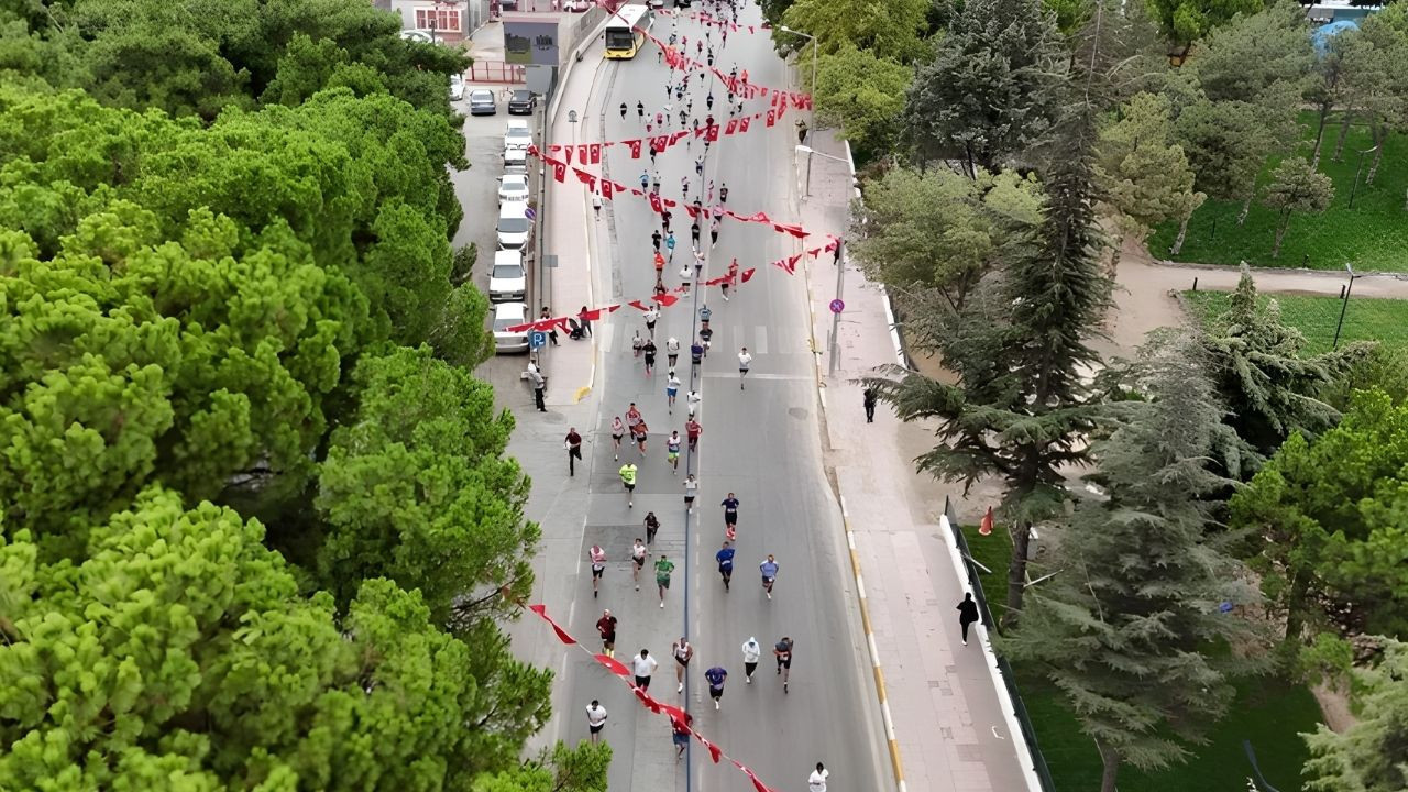 Balıkesir’de Spor İçin Pedallar Çevriliyor Adımlar Atılıyor