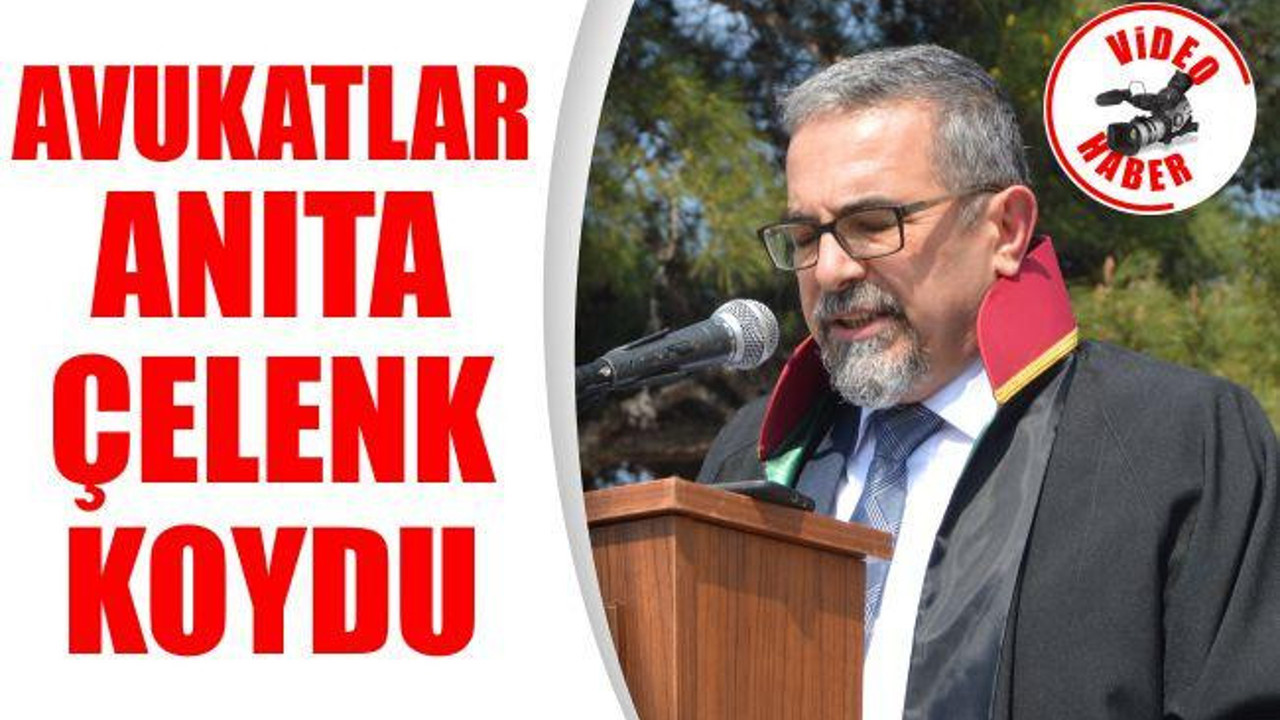 Avukatlar Anıta Çelenk Koydu