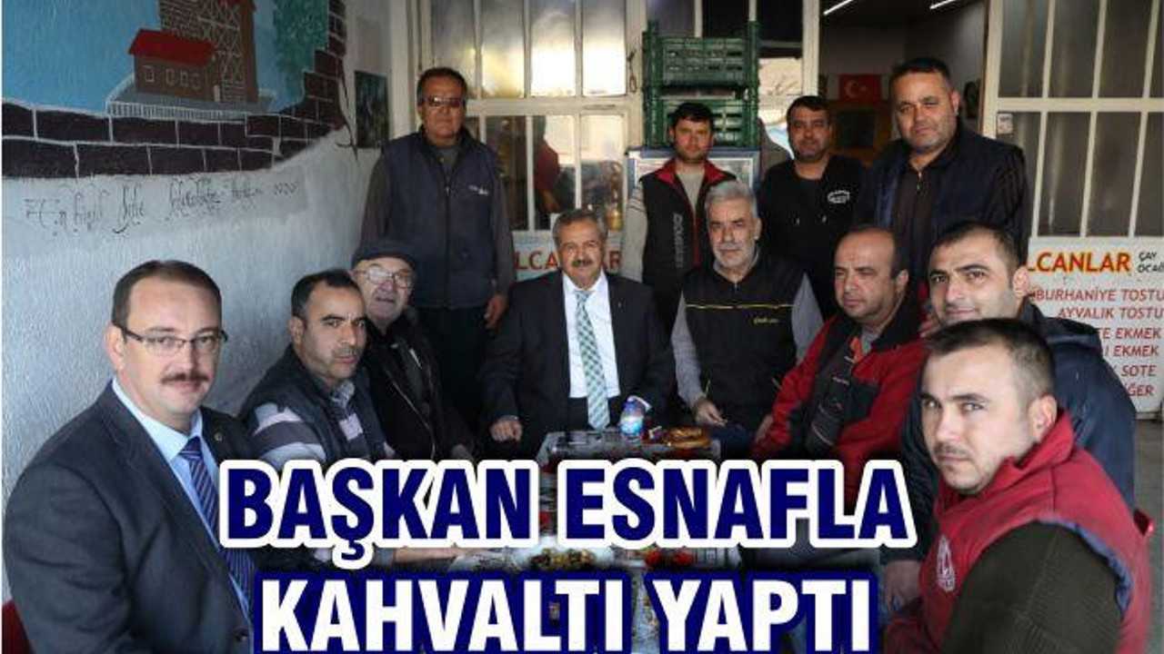 Başkan Uysal Esnaflarla Kahvaltı Yaptı
