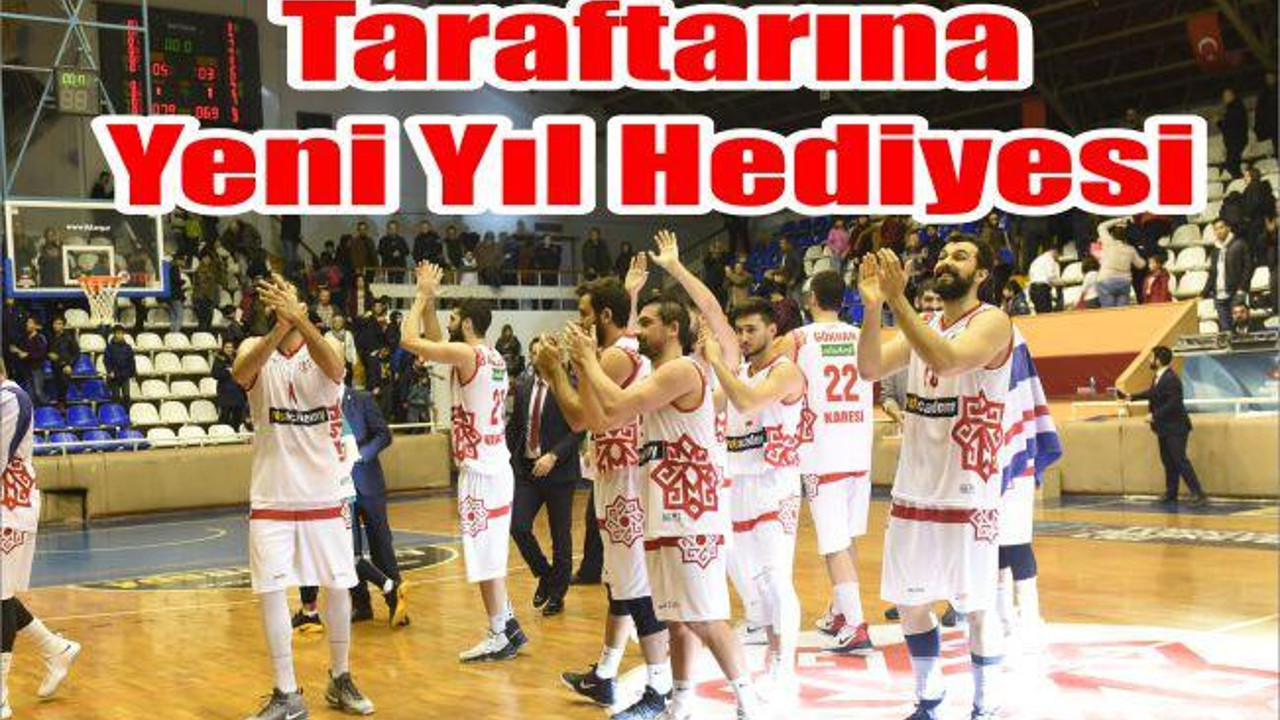 Karesispor’dan Taraftarına Yeni Yıl Hediyesi