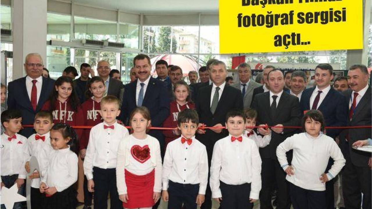 YÜCEL YILMAZ FOTOĞRAF SERGİSİ AÇTI
