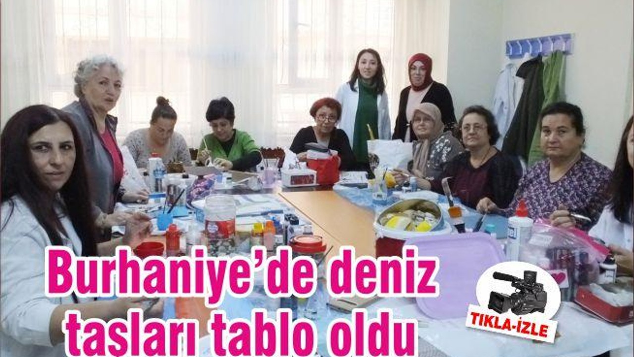 Burhaniye’de deniz taşları tablo oldu