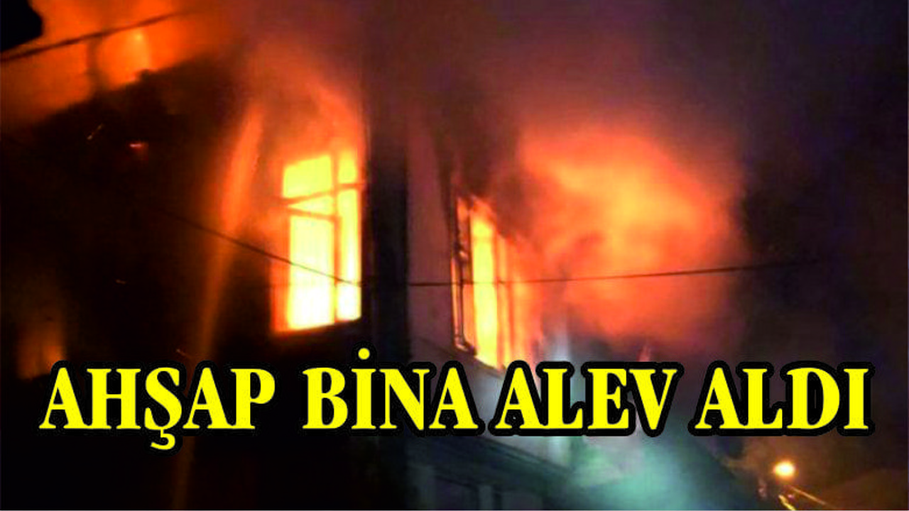 Marmara'da Ahşap Bina Yandı