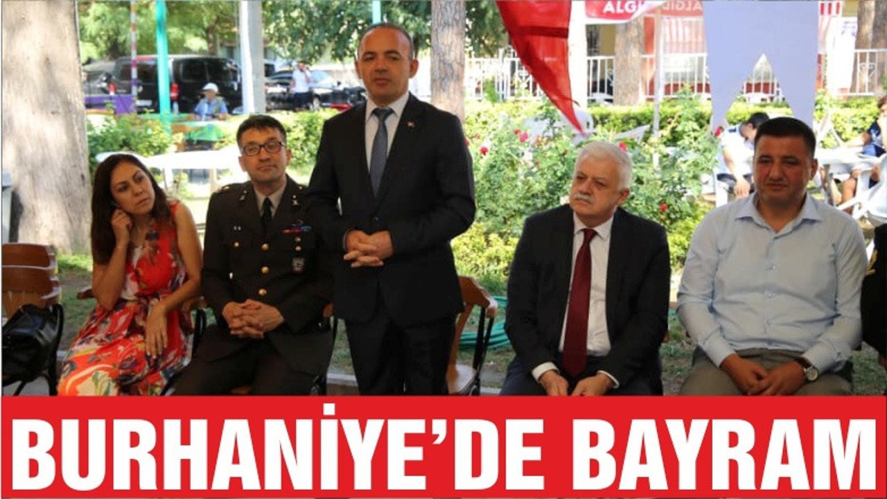 BURHANİYE'DE BAYRAM ZİYARETLERİ