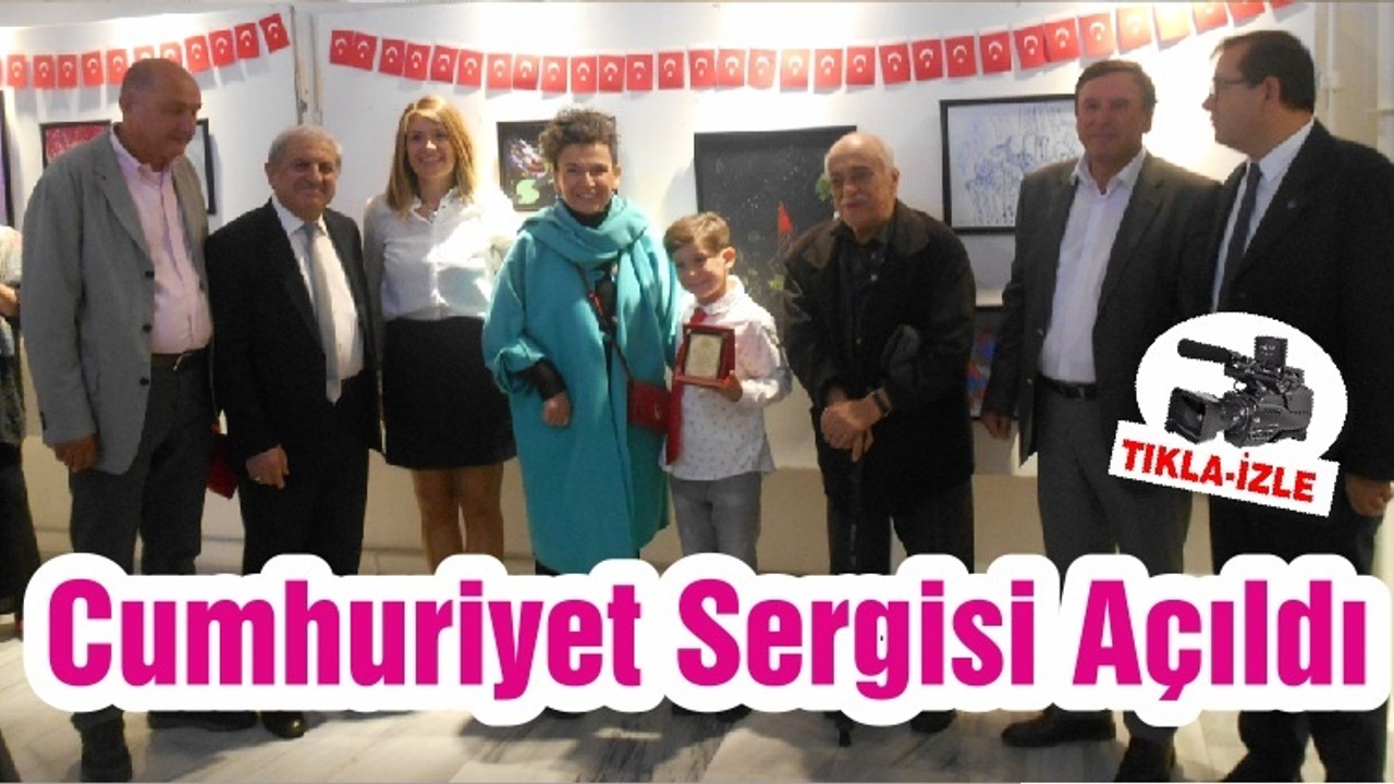 Cumhuriyet Sergisi Açıldı
