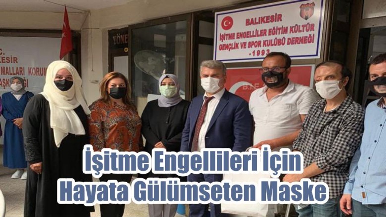 İşitme Engellileri İçin Hayata Gülümseten Maske
