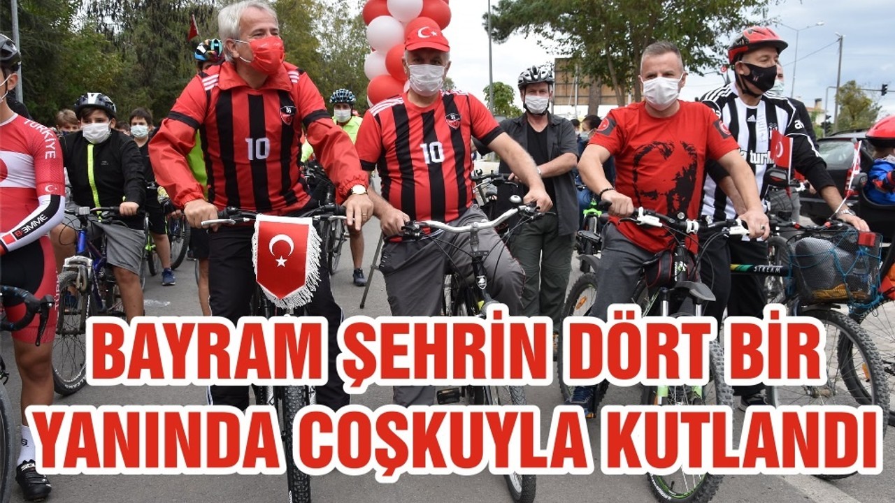 BAYRAM ŞEHRİN DÖRT BİR YANINDA COŞKUYLA KUTLANDI