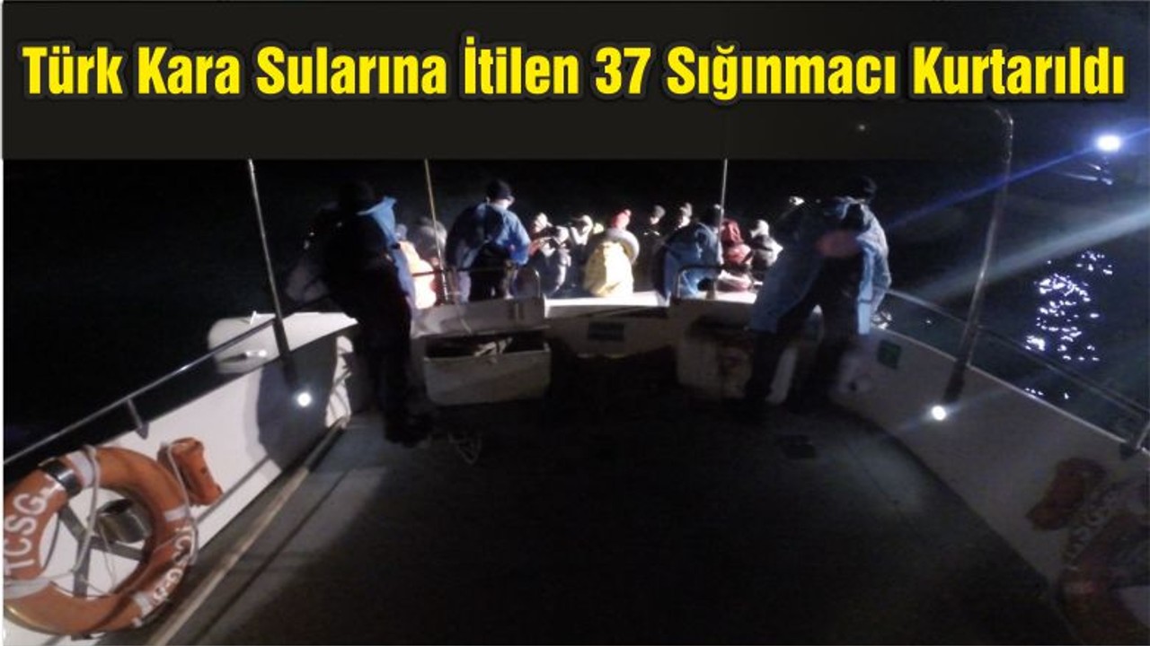 Ayvalık’ta Türk Kara Sularına İtilen 37 Sığınmacı Kurtarıldı