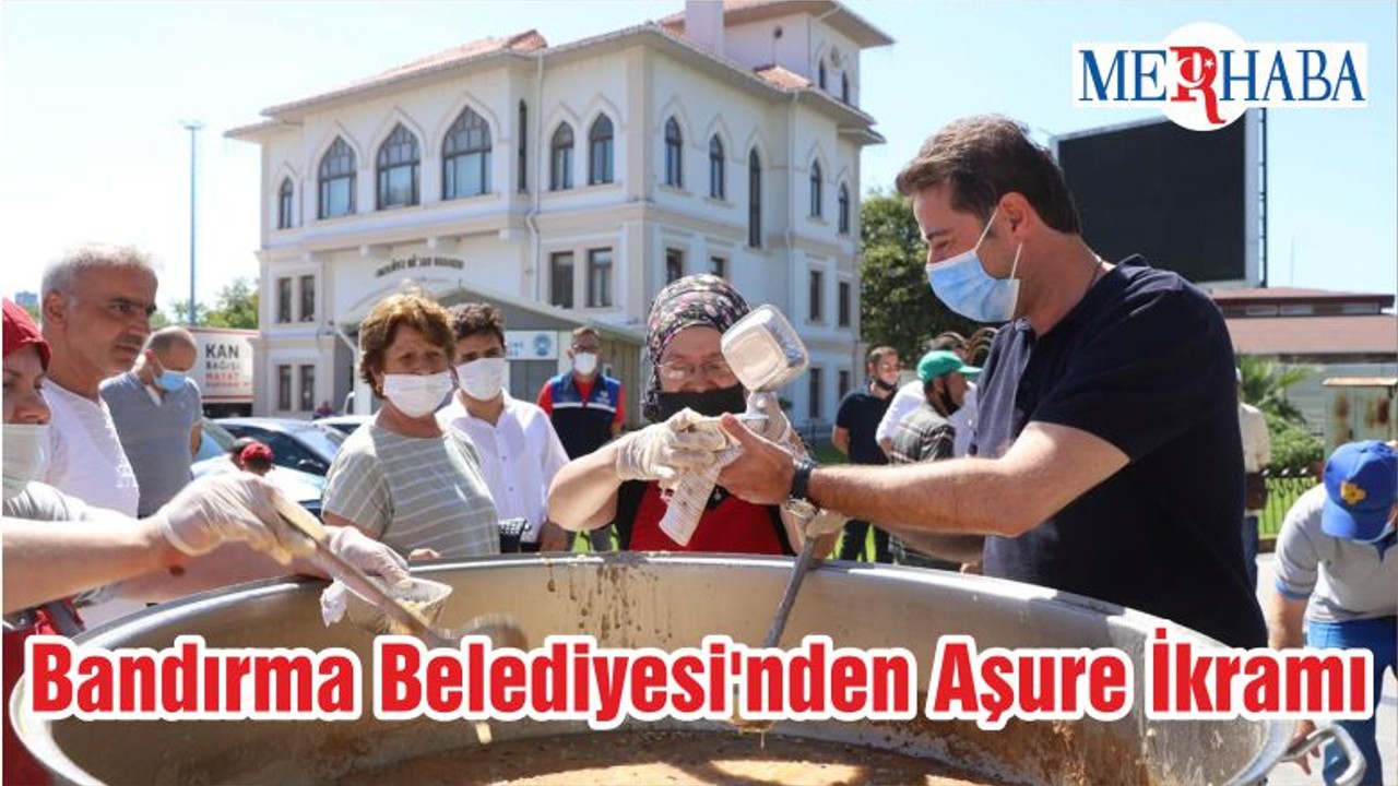 Bandırma Belediyesi'nden Aşure İkramı