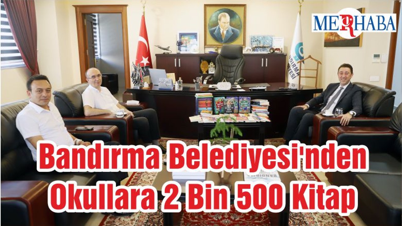 Bandırma Belediyesi'nden Okullara 2 Bin 500 Kitap